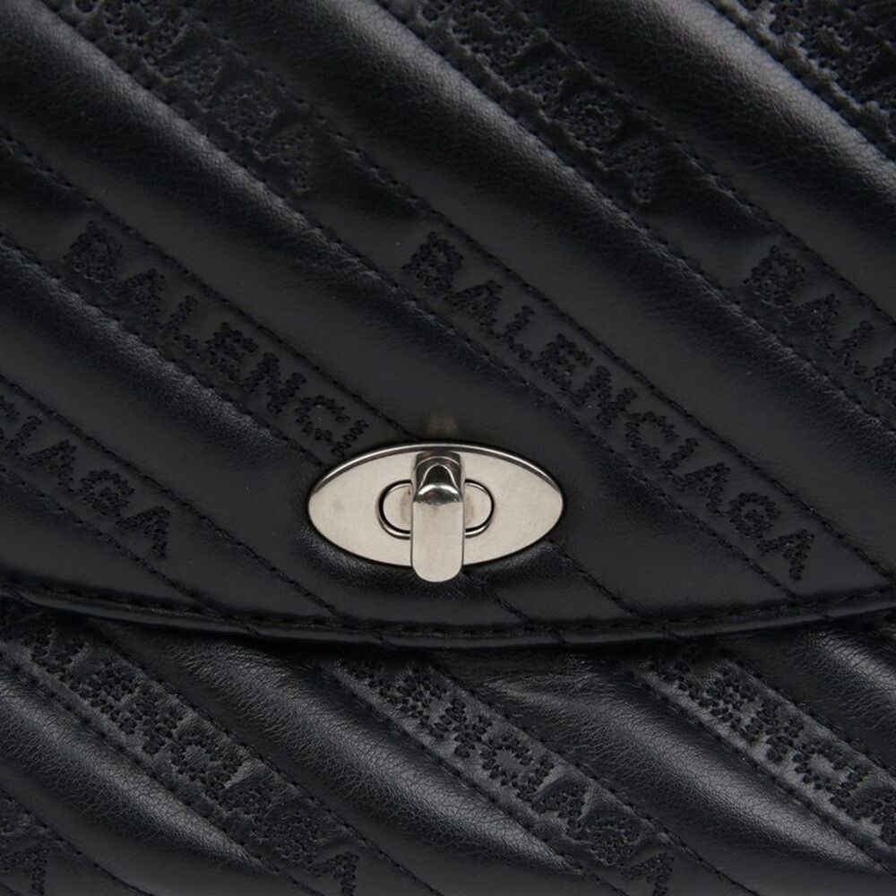 Rock Round Shoulder Crossbody Bag - Picture 3 of 10